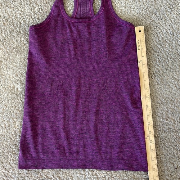 Lululemon Run Swiftly Size 6 Fuchsia Heathered Purple Tank Top Racer Back Cute - Picture 8 of 9
